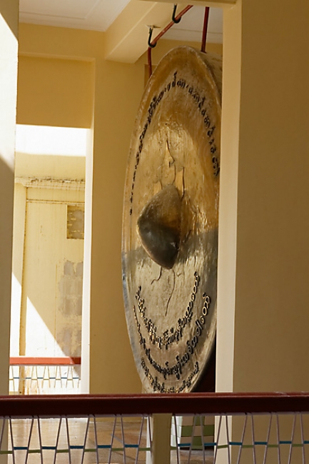 Mandalay-Bouddha Mahamuni-056